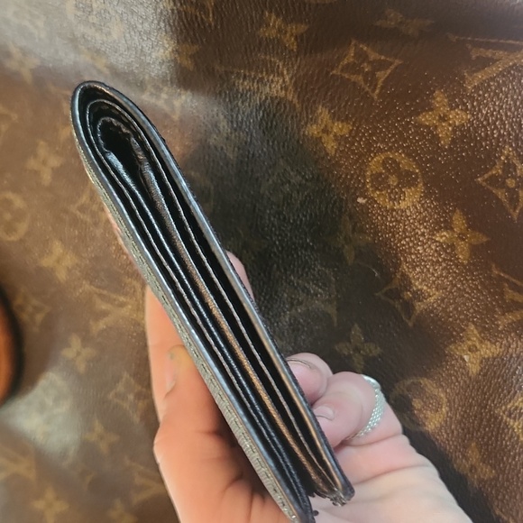 Gucci bifold snake wallet - Picture 7 of 8